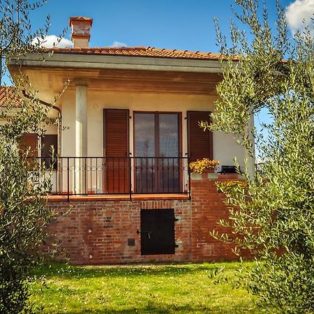 La Casina Del Canneto Pergine Valdarno Bagian luar foto