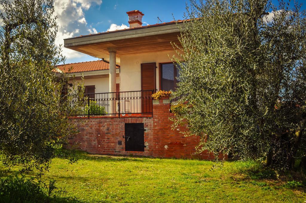 La Casina Del Canneto Pergine Valdarno Bagian luar foto